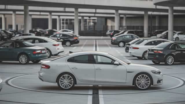 Why Investors Need to Take Advantage of These 2 Auto, Tires and Trucks Stocks Now