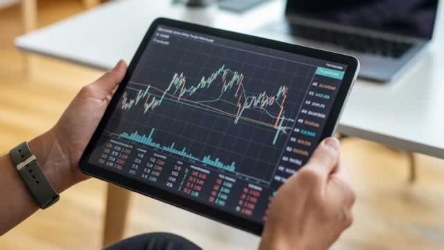 2 Stocks to Buy Right Now From the Prospering Computer Industry