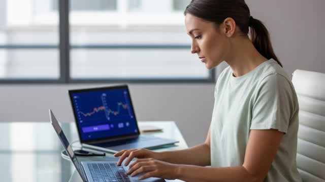 Worried About a Stock Market Crash? These 3 Stocks Beat the S&P 500 by Wide Margins When It Nosedived in 2022, and They Could Do It Again