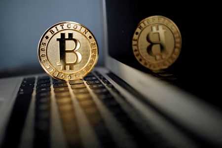 tagreuters.com2024binary_LYNXNPEK390SP-VIEWIMAGE